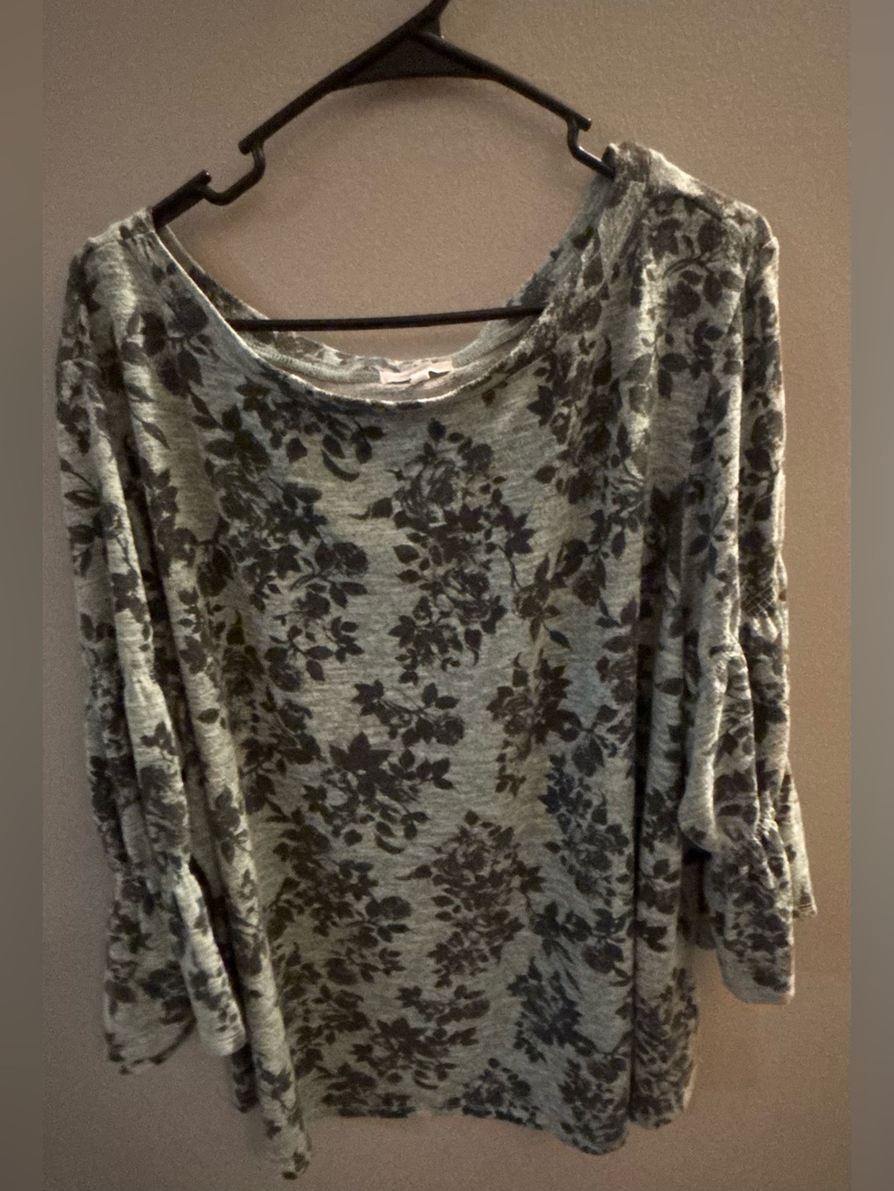 Maurices Teal Blue Boatneck 3/4 Sleeve Top with Floral Print